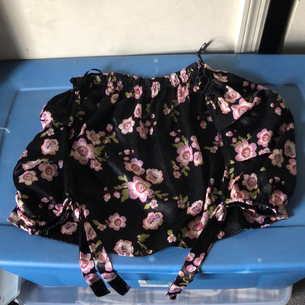 Forever 21 off the shoulder shirt